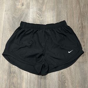 Nike women’s running shorts